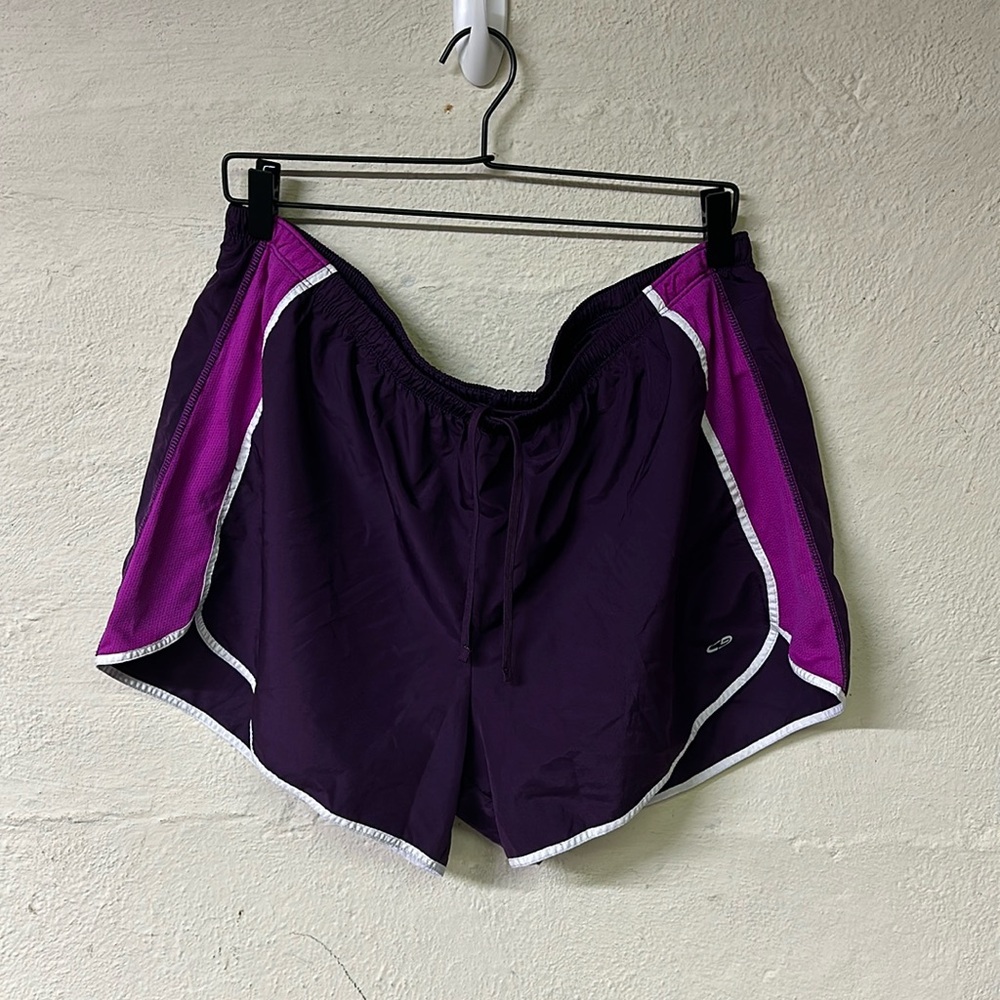 Champion Woman’s Athletic Short Size: XXL